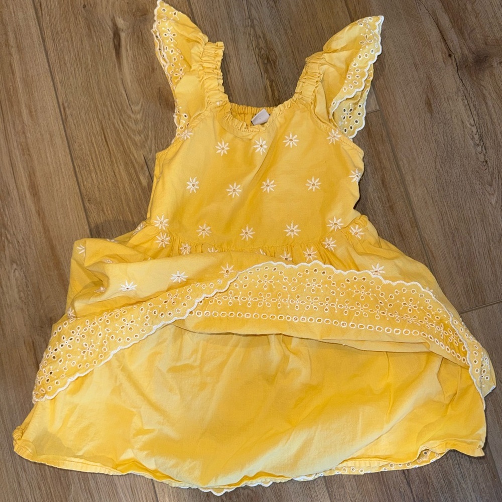NWOT Old Navy Fit and Flare Eyelet Dress for Toddler Girls - 4T - Picture 5 of 5